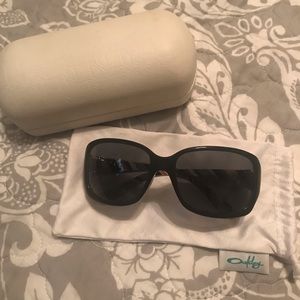 ✨ Oakley sunglasses